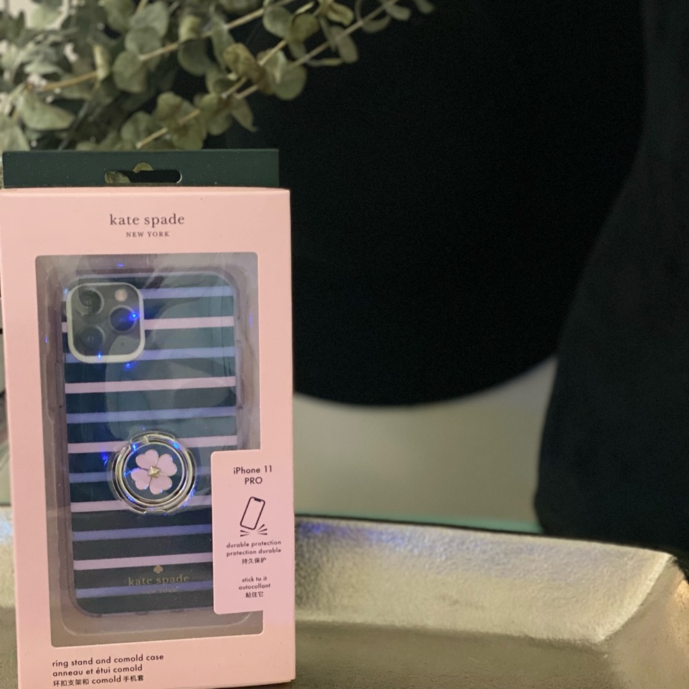 Kate spade IPhone 11Pro case